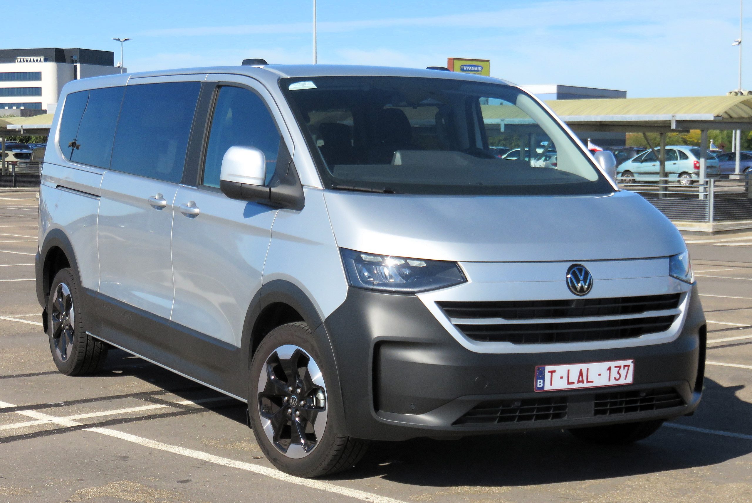 Traslado Aeropuerto Charleroi a Bruselas | VW Caravelle